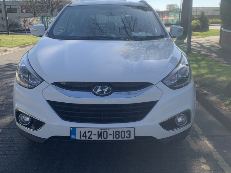 Stunning Hyndai IX35 1.6 GDI Rare Petrol model with Brand New NCT for 2 years and Taxed for a Year
