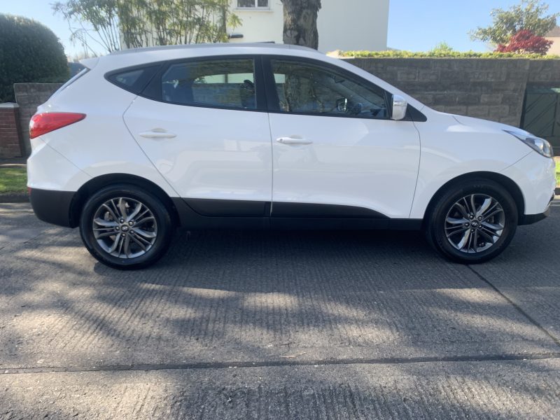 Stunning Hyndai IX35 1.6 GDI Rare Petrol model with Brand New NCT for 2 years and Taxed for a Year