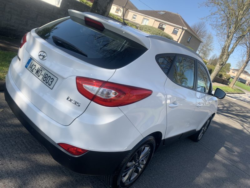 Stunning Hyndai IX35 1.6 GDI Rare Petrol model with Brand New NCT for 2 years and Taxed for a Year