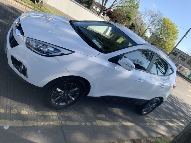 Stunning Hyndai IX35 1.6 GDI Rare Petrol model with Brand New NCT for 2 years and Taxed for a Year