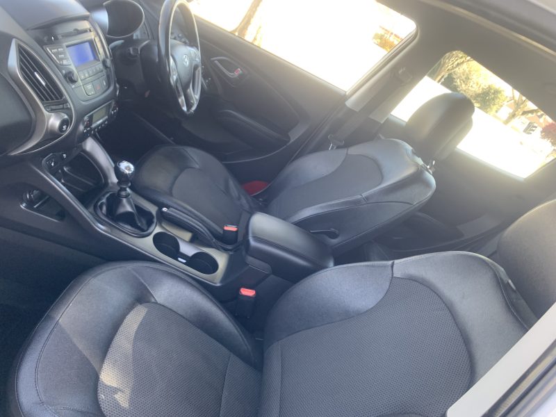 Stunning Hyndai IX35 1.6 GDI Rare Petrol model with Brand New NCT for 2 years and Taxed for a Year