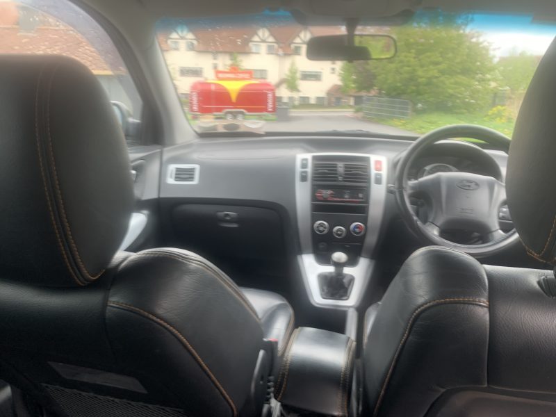 Hyndai Tucson. Very Clean Jeep with Low mileage and Brand New Nct