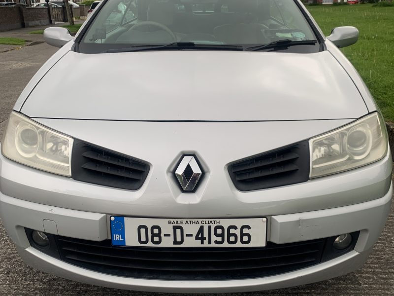 Beautiful 2008 Renault Megane LA cream Convertible