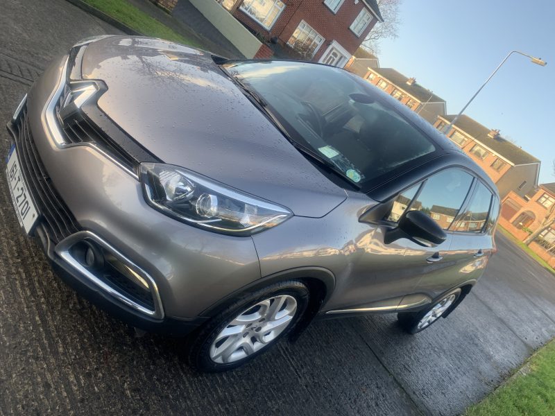 2016 Renault Captur Sat Nav Model with Long Nct