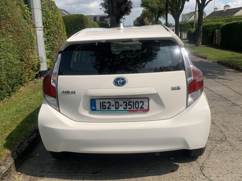 Toyota Aqua Automatic Hybrid