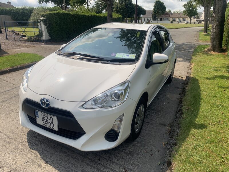 Toyota Aqua Automatic Hybrid