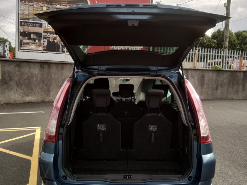 Beautiful 2013 Citroen Picasso 1.6 HDI Platinum Model with Brand New NCT for full 2 Years