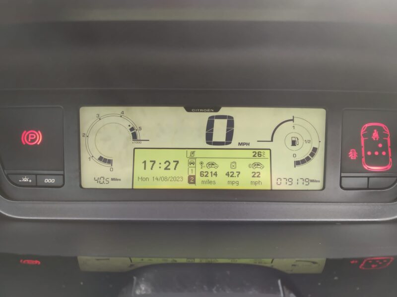 Beautiful 2013 Citroen Picasso 1.6 HDI Platinum Model with Brand New NCT for full 2 Years