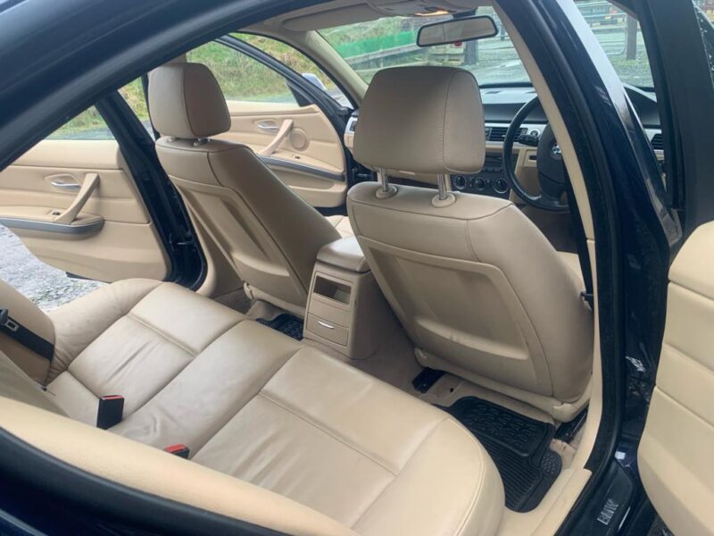 2008 BMW 3 Series in excellent condition