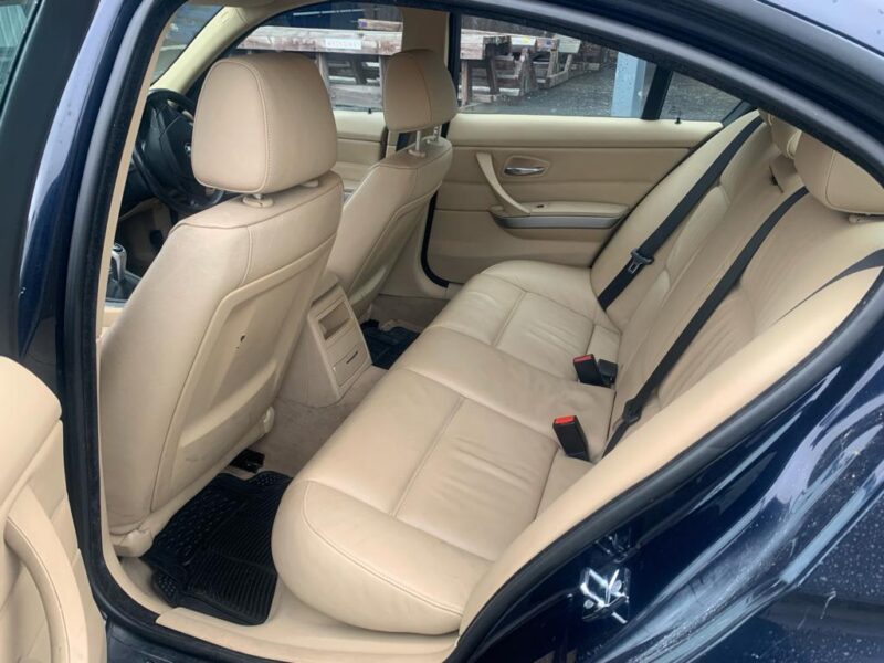 2008 BMW 3 Series in excellent condition