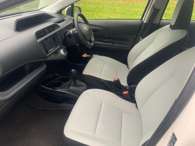 Toyota Aqua 2016 with low mileage and Brand new NCT