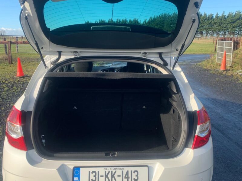 2013 Citron C4 1.6 HDI Diesel with Brand new Nct