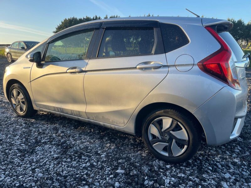 Stunning Honda Fit Hybrid Automatic. Top spec model with Brand New Nct