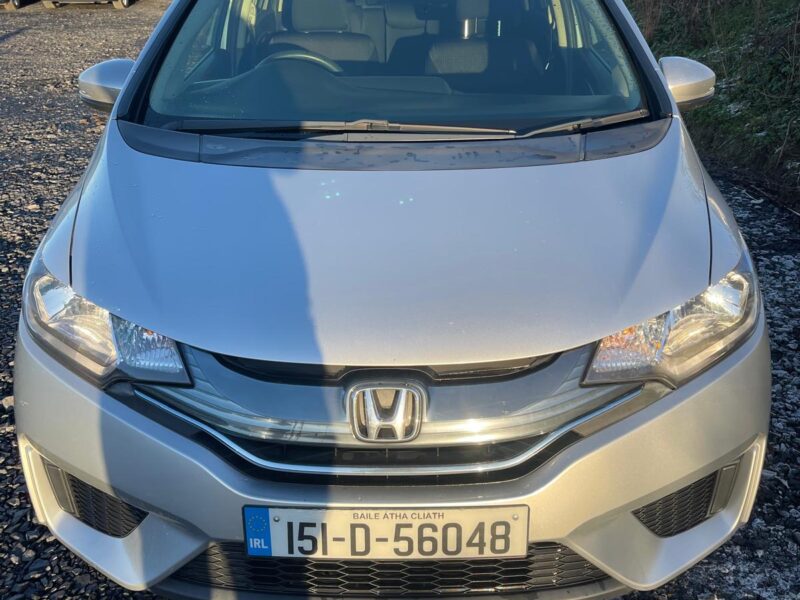 Stunning Honda Fit Hybrid Automatic. Top spec model with Brand New Nct