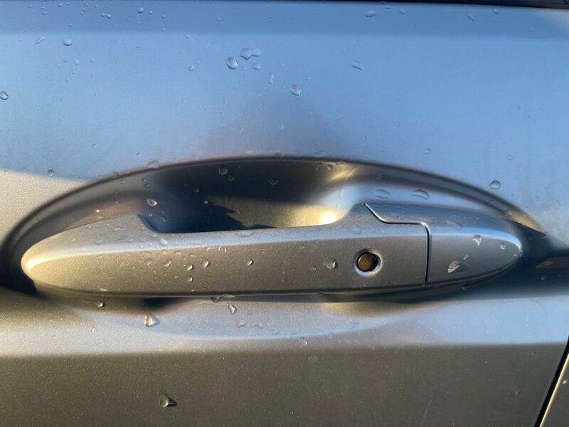 Stunning Honda Fit Hybrid Automatic. Top spec model with Brand New Nct