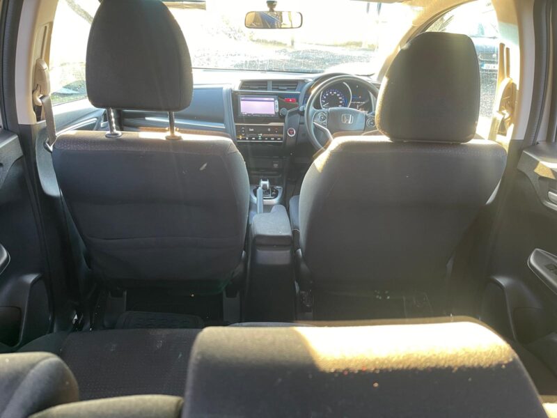 Stunning Honda Fit Hybrid Automatic. Top spec model with Brand New Nct