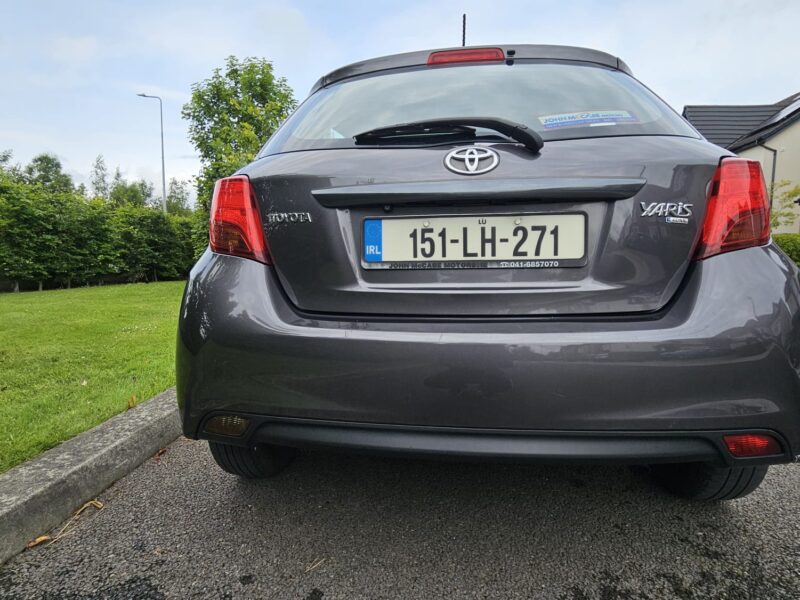 2015 Toyota Yaris Luna model with brand new NCT