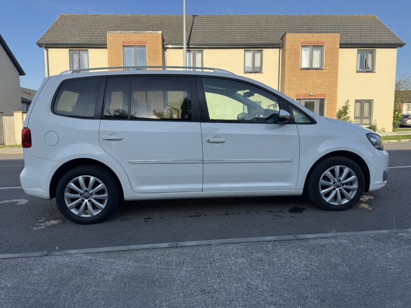 Volkswagen Touran 1.4 TSI 7 Speed Automatic 7 Seater With very Low mileage and NCT.