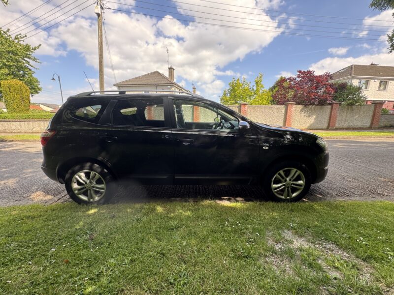 Nissan Qashqai plus2, N-tec model 7 seater with nct and 8 stamped service History.