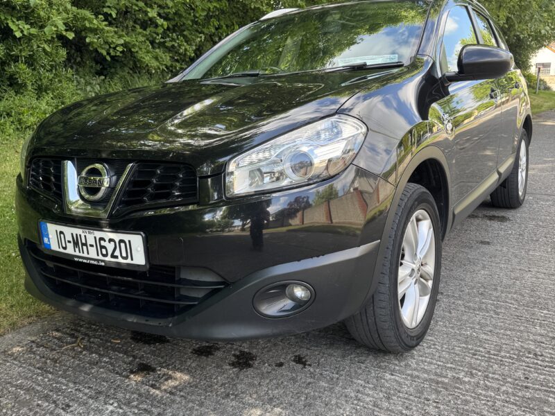 Nissan Qashqai plus2, N-tec model 7 seater with nct and 8 stamped service History.