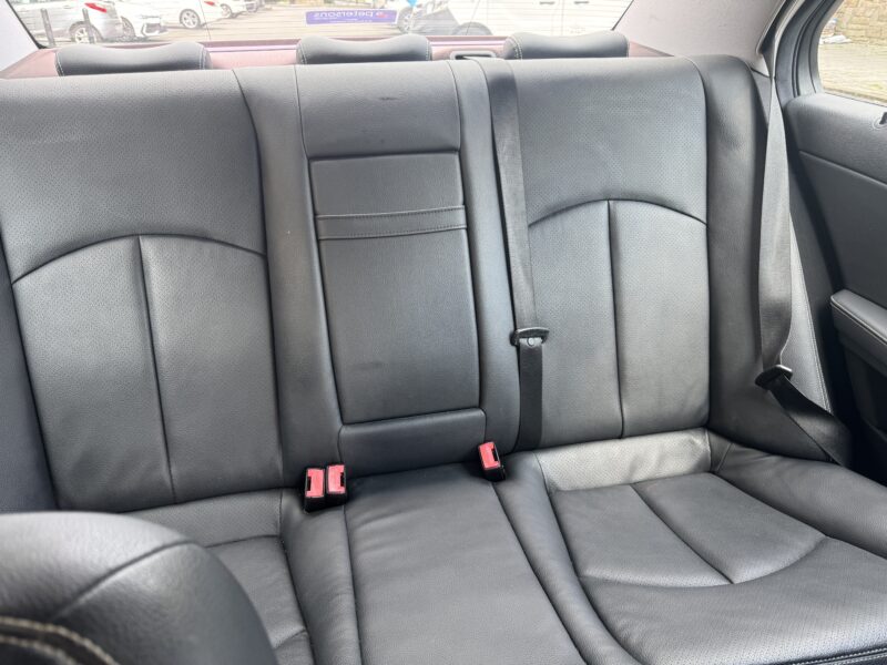 Immaculate Mercedes Benz Avantgarde Sport Edition with Low mileage and Long Nct