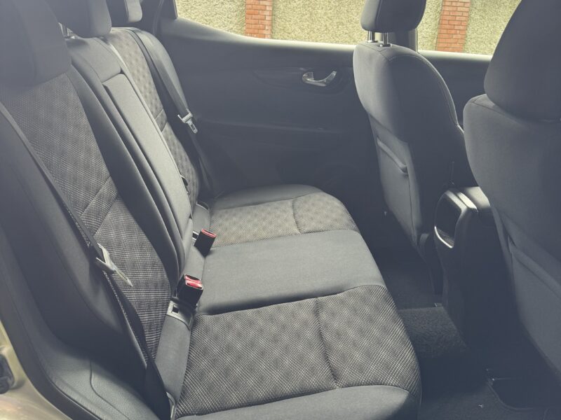 2015 Nissan Qashqai with Low mileage 41000 miles and Nct