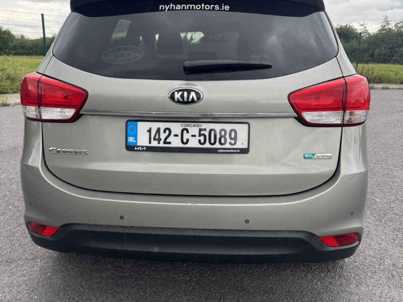 2014 Kia Carens Eco Dynamic 7 Seater in Great condition and Long Nct