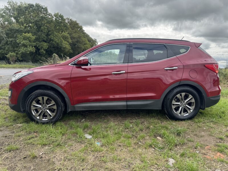 Spotless 2014 Hyundai Santa Fe 4 wheel drive Special Edition with NCT..