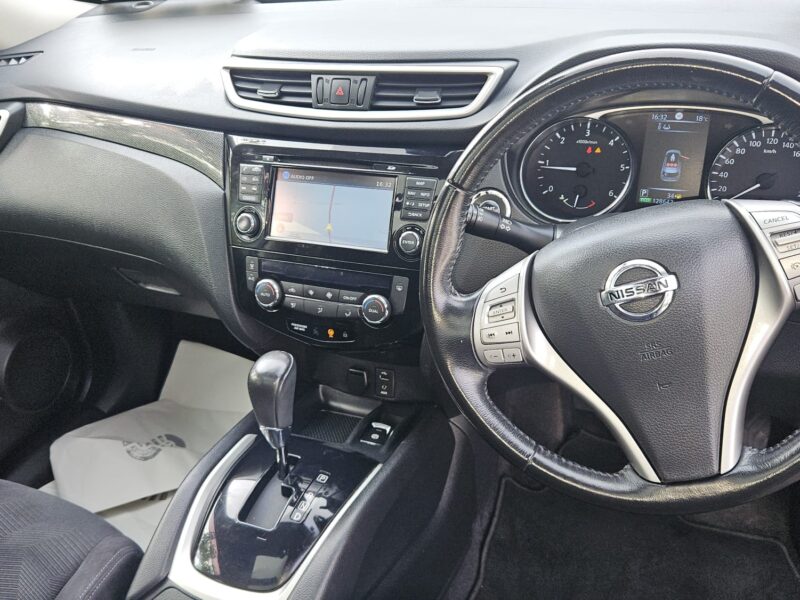 2017 Nissan X-trail in Immaculate condition and Long NCT