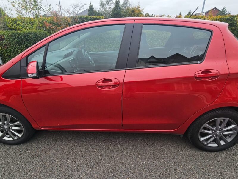 2016 Toyota Yaris in Excellent Condition with Very low Mileage and Nct