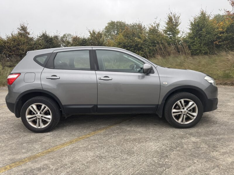 2013 Nissan Qashqai with brand new nct for 15 Months